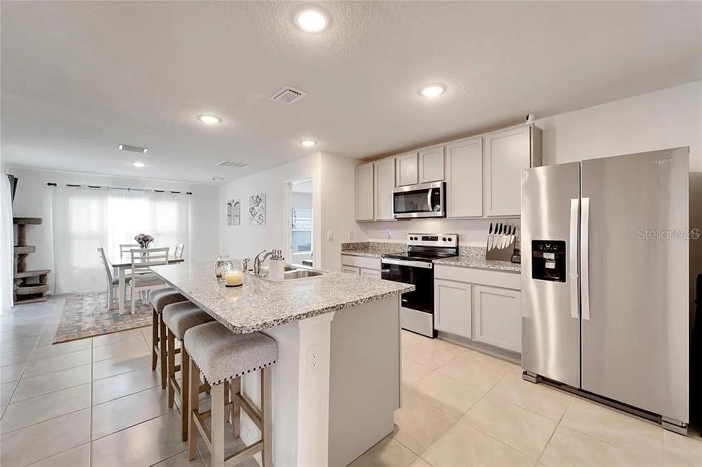 5466 LOGAN CAVE AVE, WIMAUMA, FL, 33598