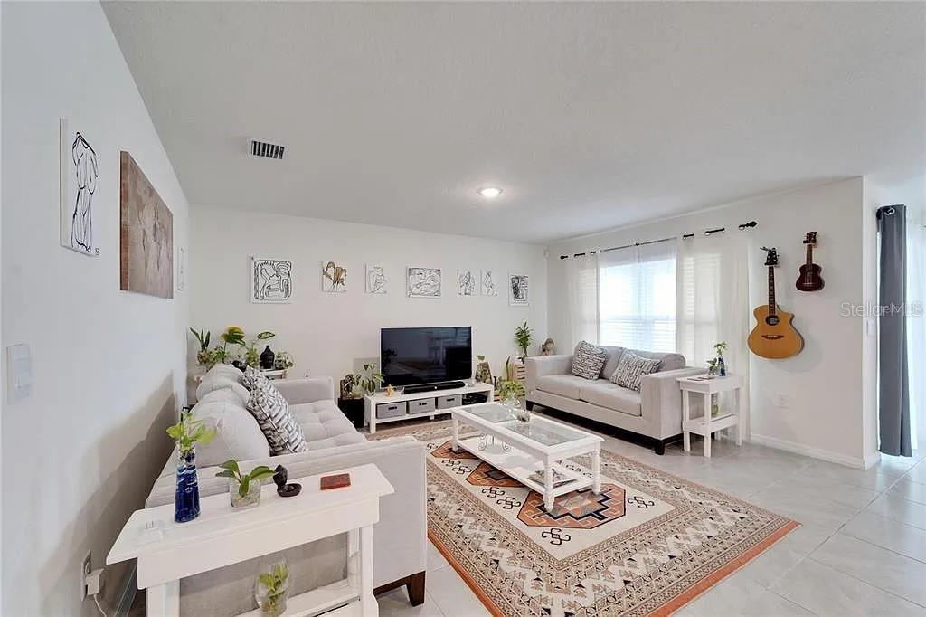 5466 LOGAN CAVE AVE, WIMAUMA, FL, 33598