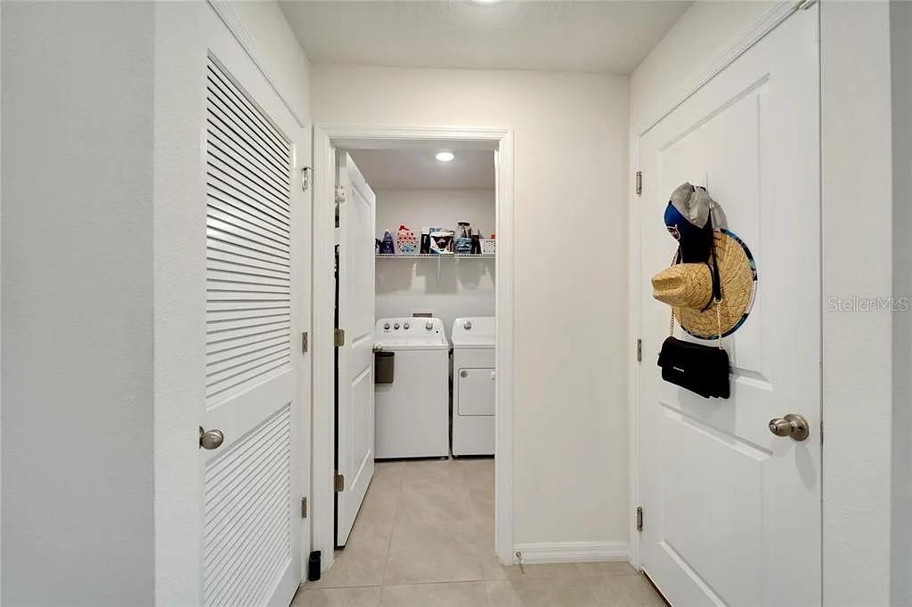 5466 LOGAN CAVE AVE, WIMAUMA, FL, 33598
