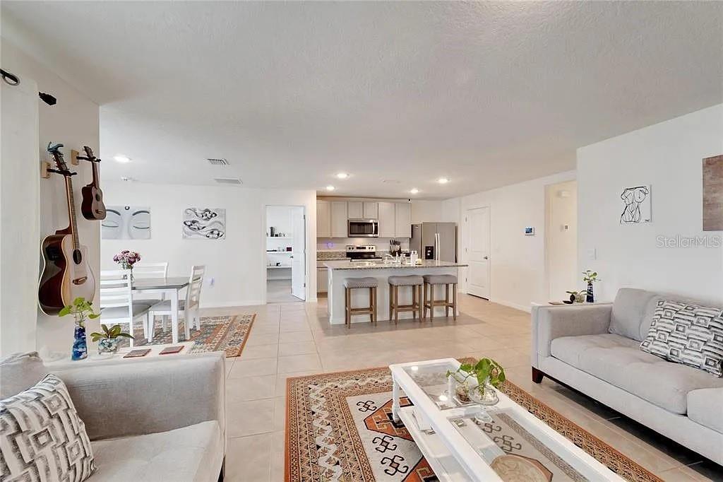 5466 LOGAN CAVE AVE, WIMAUMA, FL, 33598