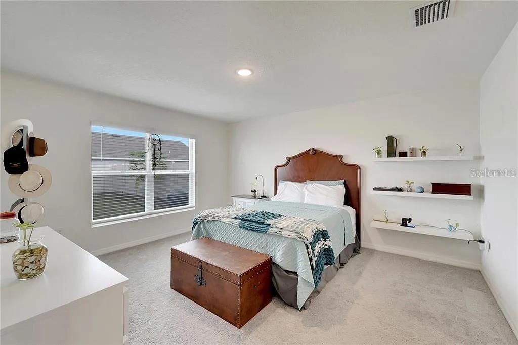 5466 LOGAN CAVE AVE, WIMAUMA, FL, 33598