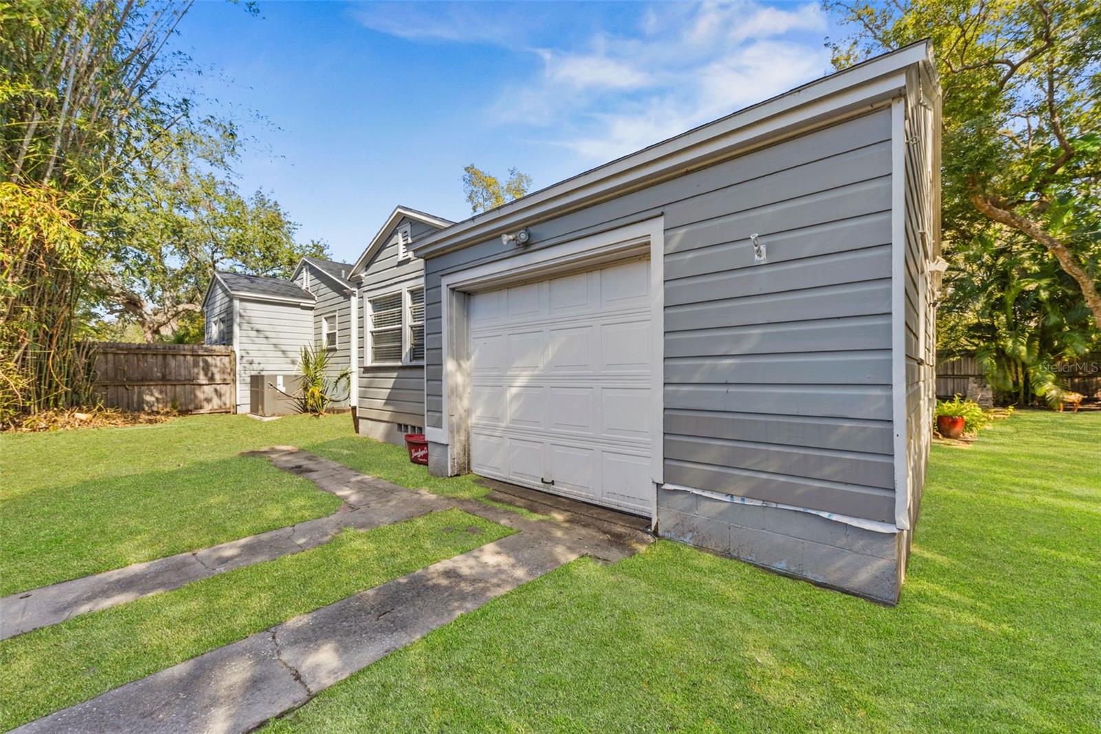 1442 W YALE ST, ORLANDO, FL, 32804