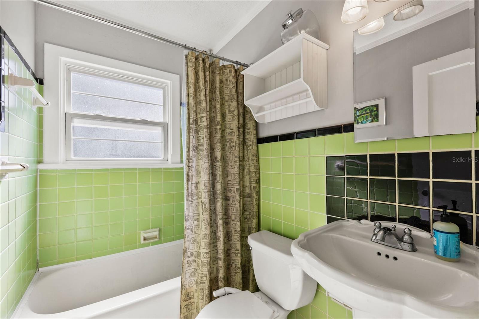 1442 W YALE ST, ORLANDO, FL, 32804