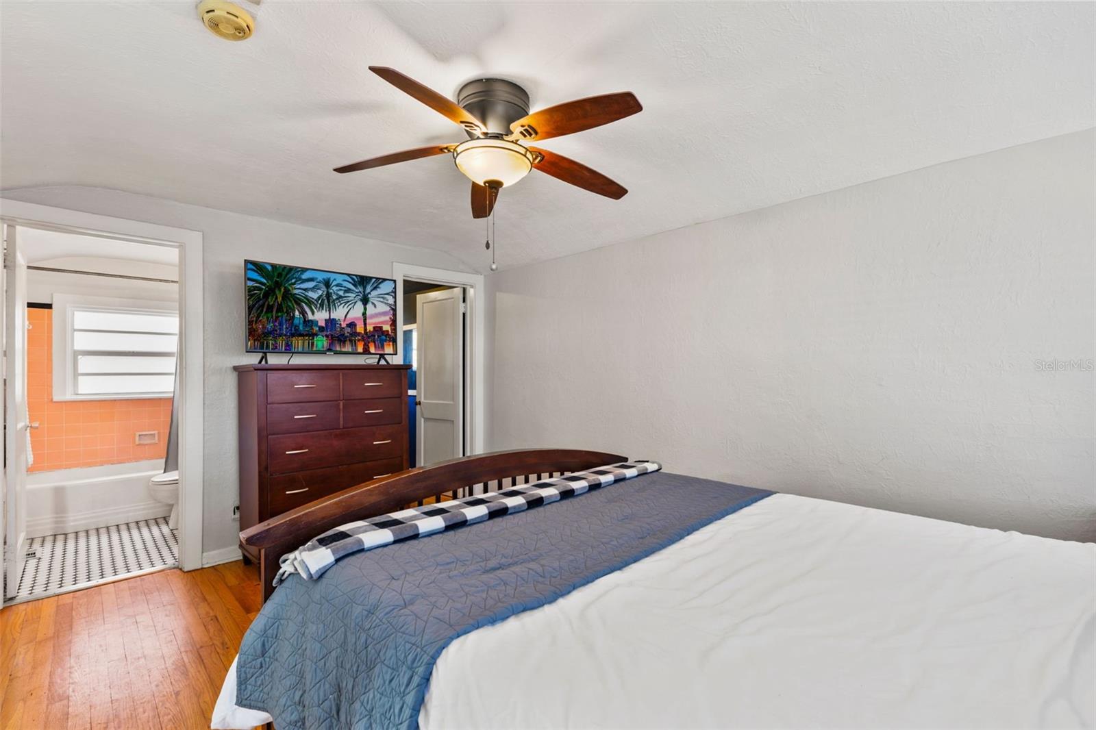 1442 W YALE ST, ORLANDO, FL, 32804