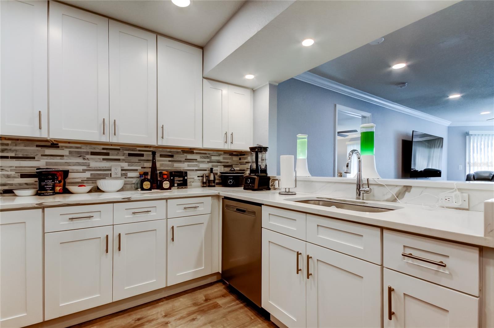 2323 FEATHER SOUND DR #106, CLEARWATER, FL, 33762