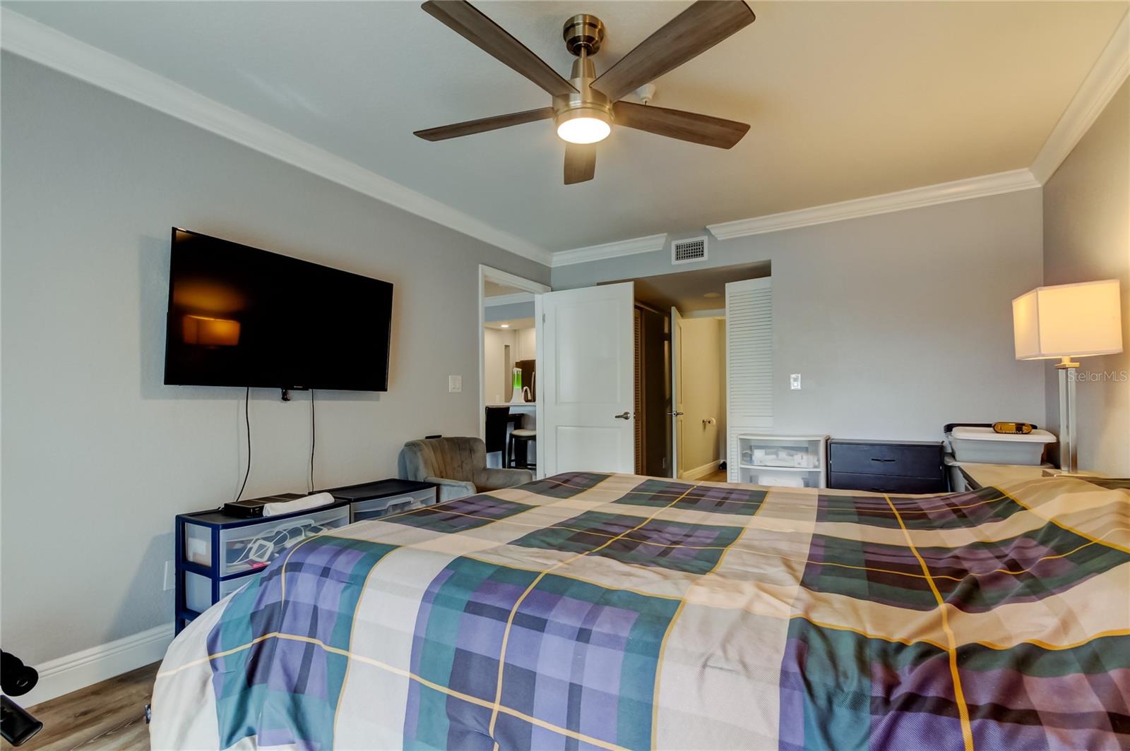 2323 FEATHER SOUND DR #106, CLEARWATER, FL, 33762