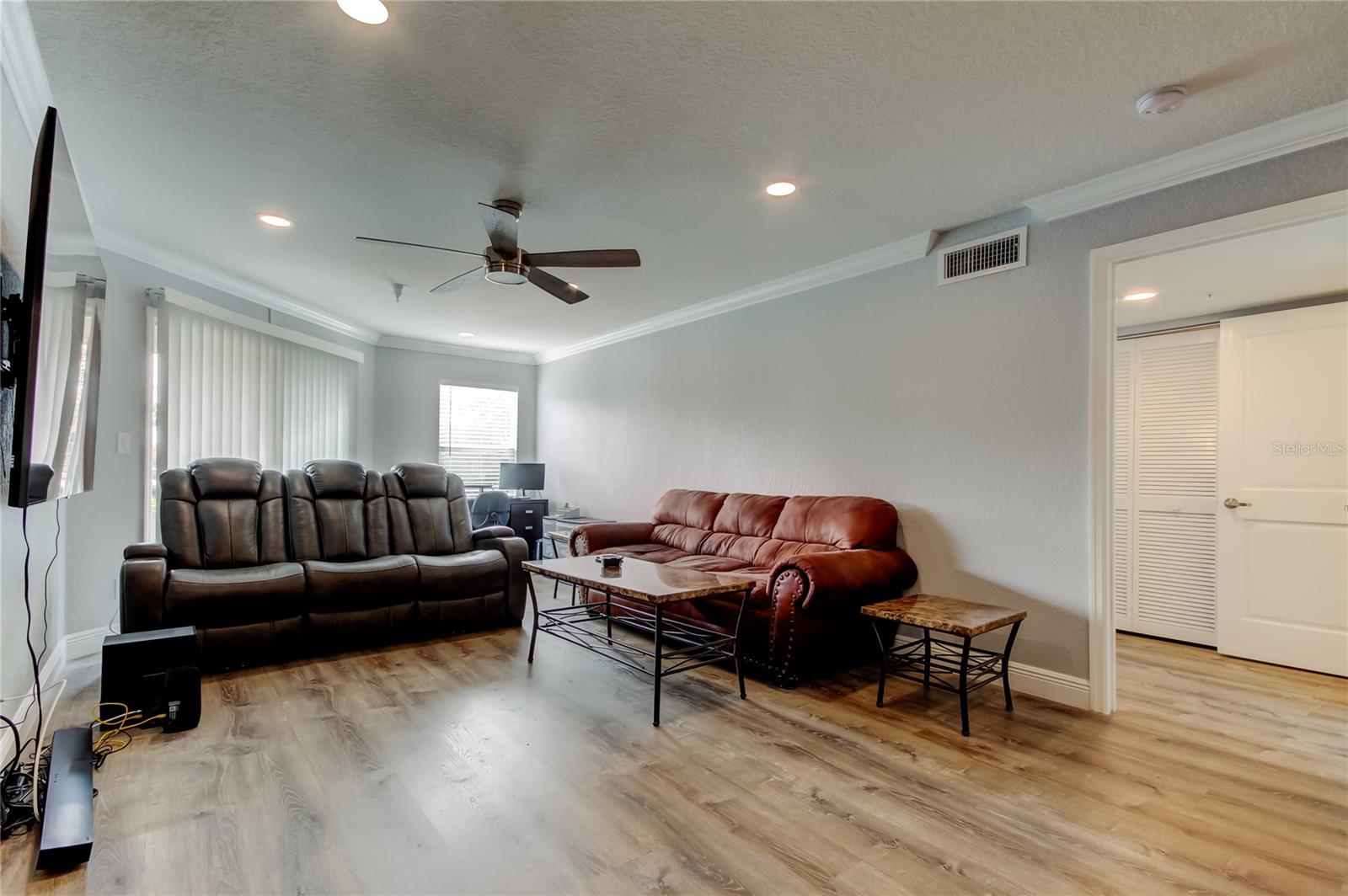 2323 FEATHER SOUND DR #106, CLEARWATER, FL, 33762