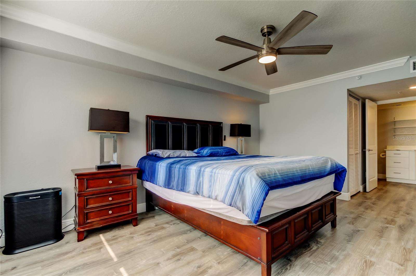 2323 FEATHER SOUND DR #106, CLEARWATER, FL, 33762