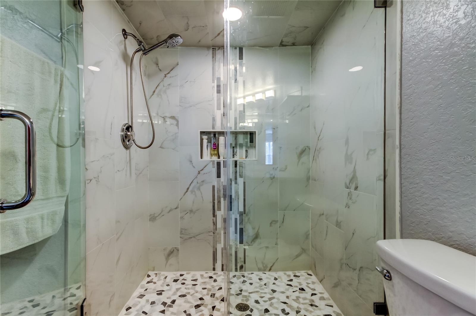 2323 FEATHER SOUND DR #106, CLEARWATER, FL, 33762