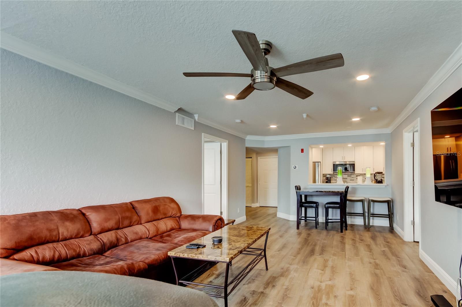 2323 FEATHER SOUND DR #106, CLEARWATER, FL, 33762