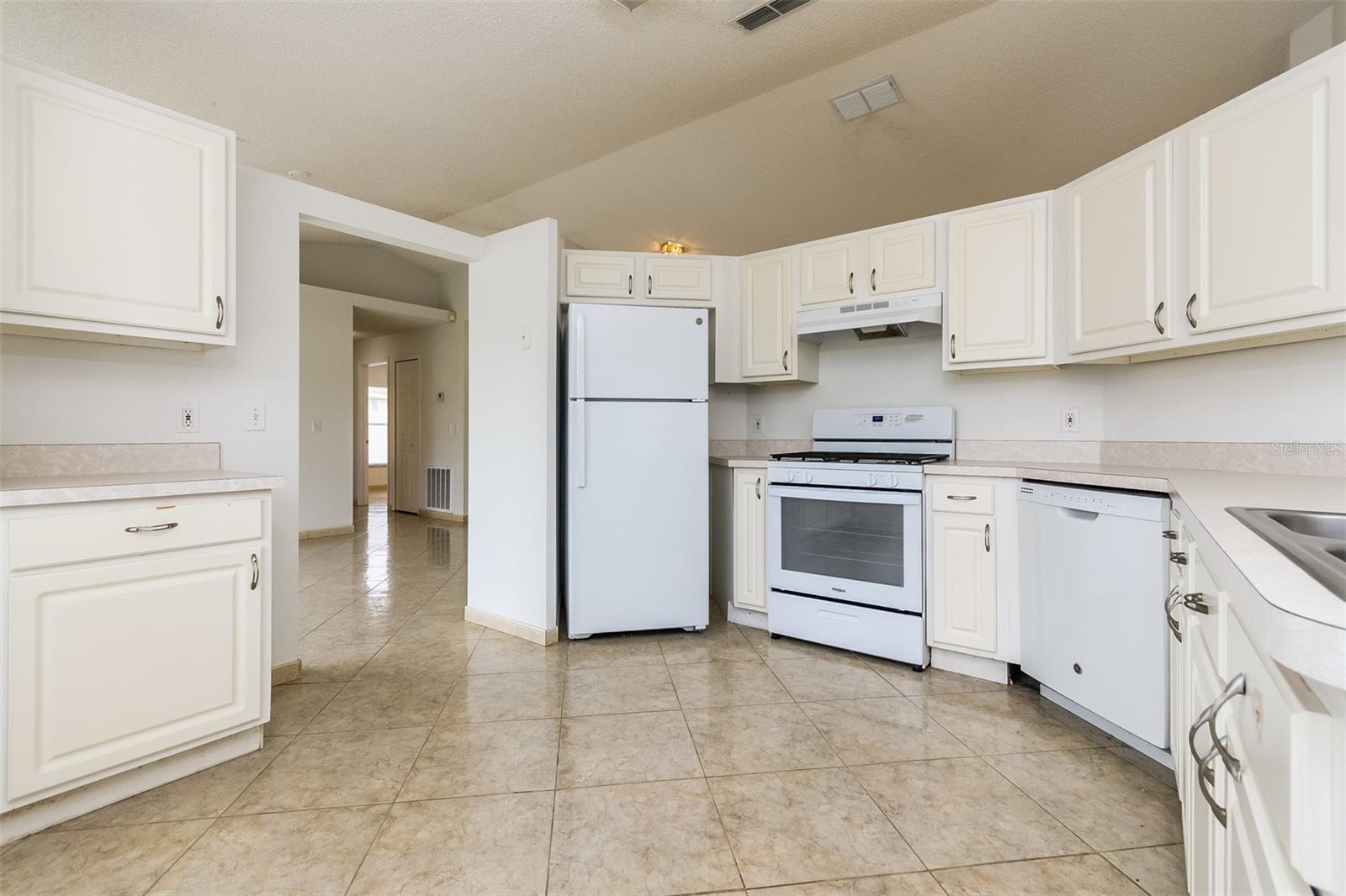 2543 SAGE DR, KISSIMMEE, FL, 34758