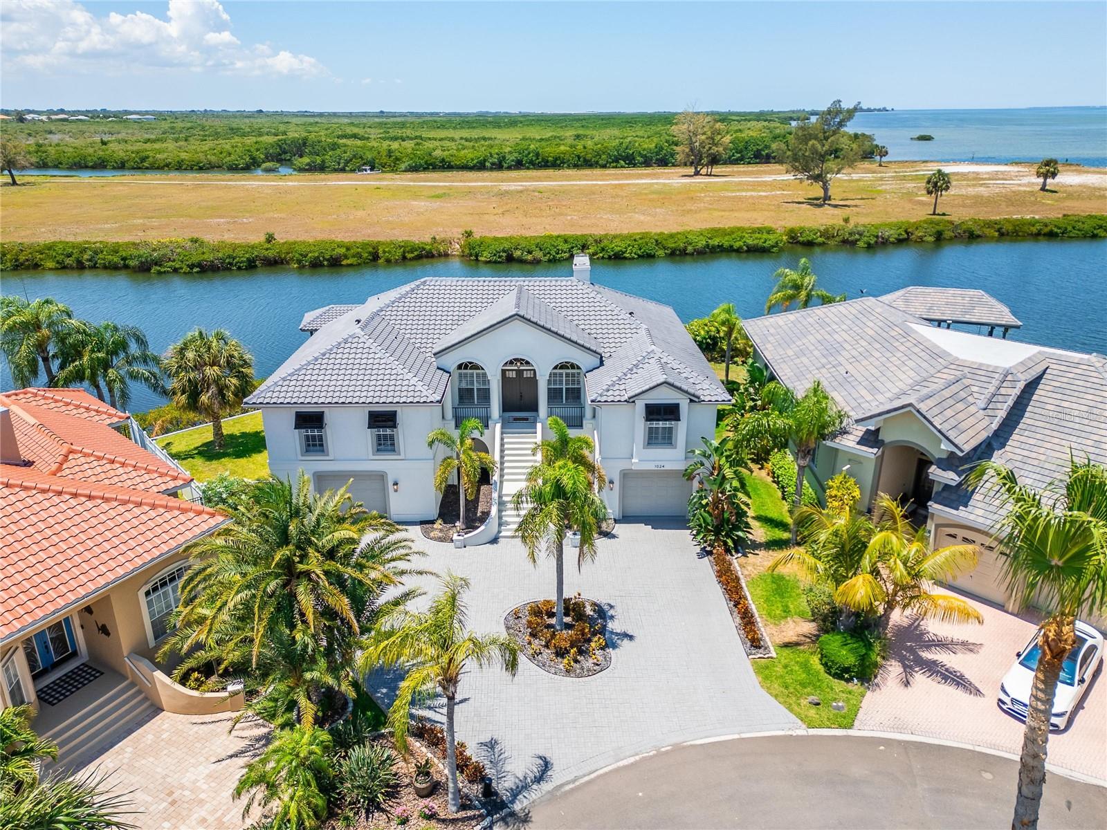 1024 SONATA LN, APOLLO BEACH, FL, 33572