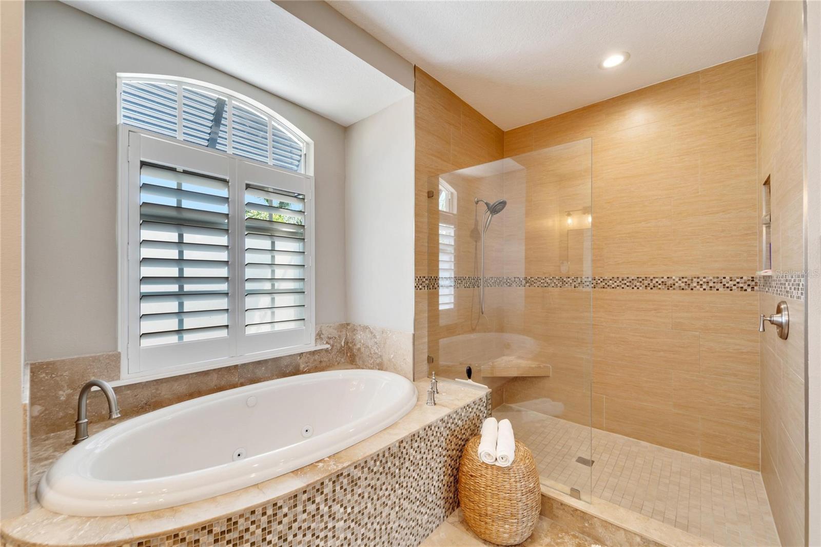 1024 SONATA LN, APOLLO BEACH, FL, 33572