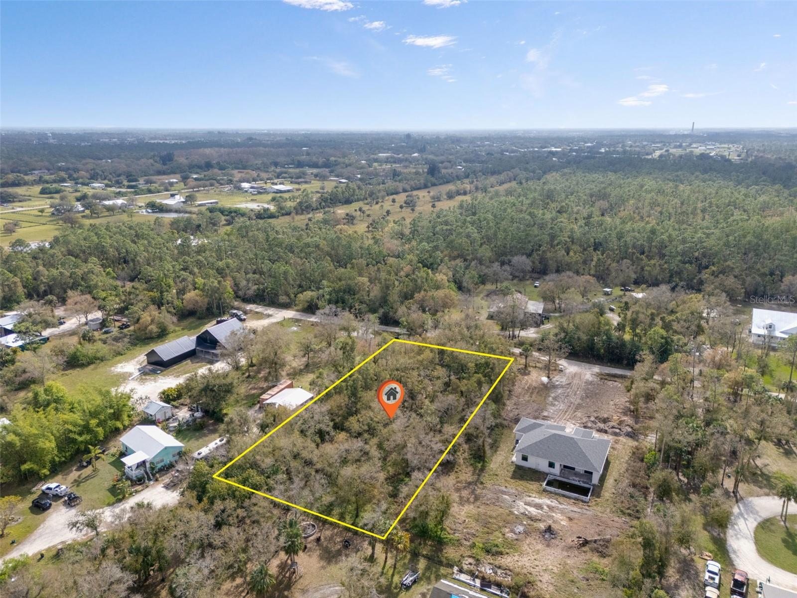 11851 PINE AVE, FORT MYERS, FL, 33905