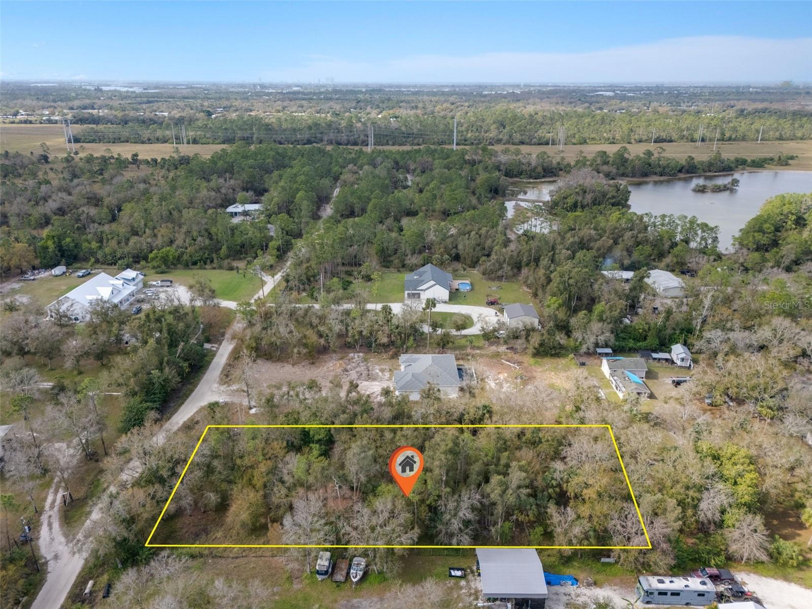 11851 PINE AVE, FORT MYERS, FL, 33905