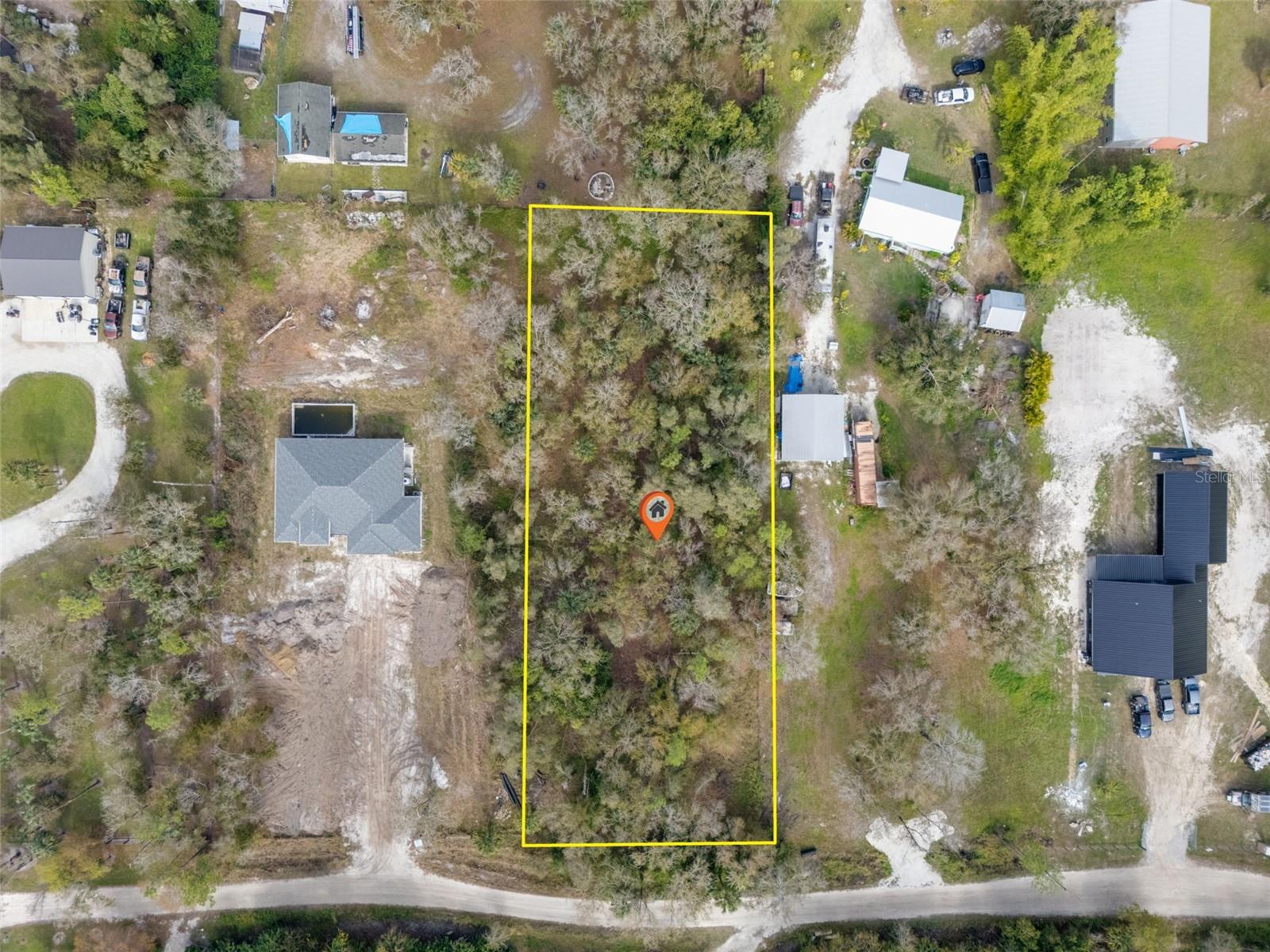 11851 PINE AVE, FORT MYERS, FL, 33905