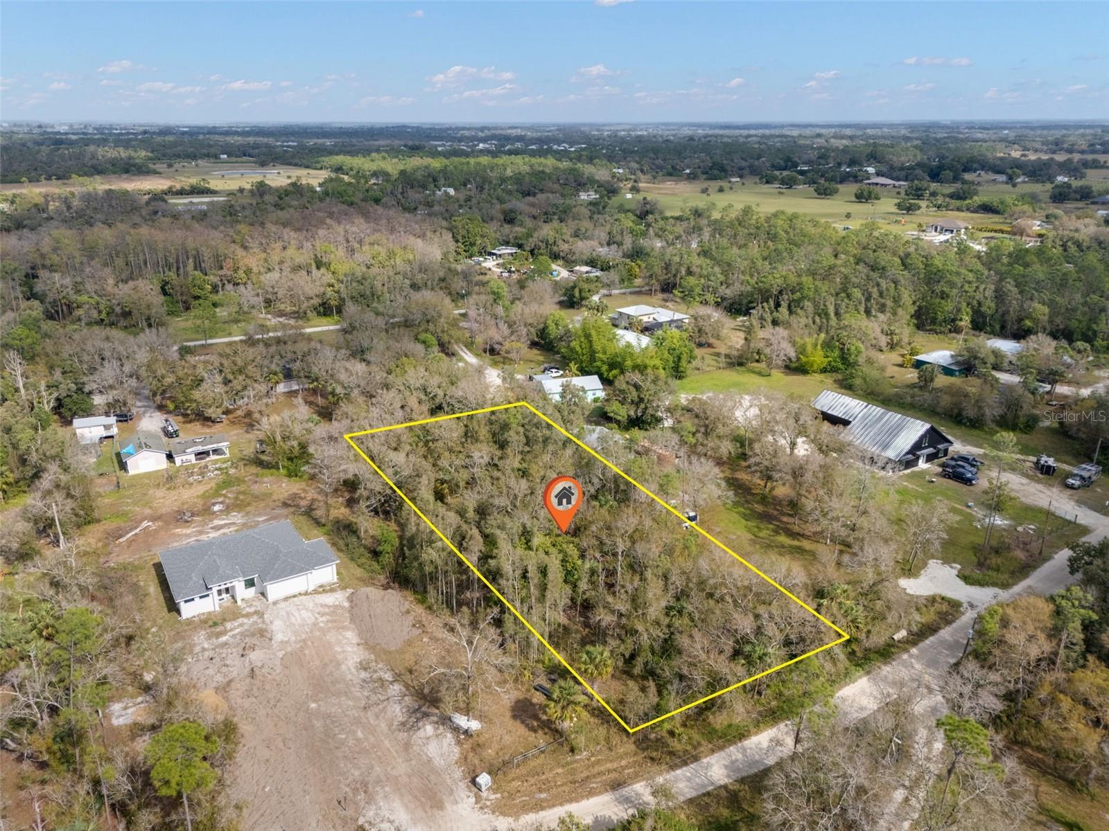 11851 PINE AVE, FORT MYERS, FL, 33905