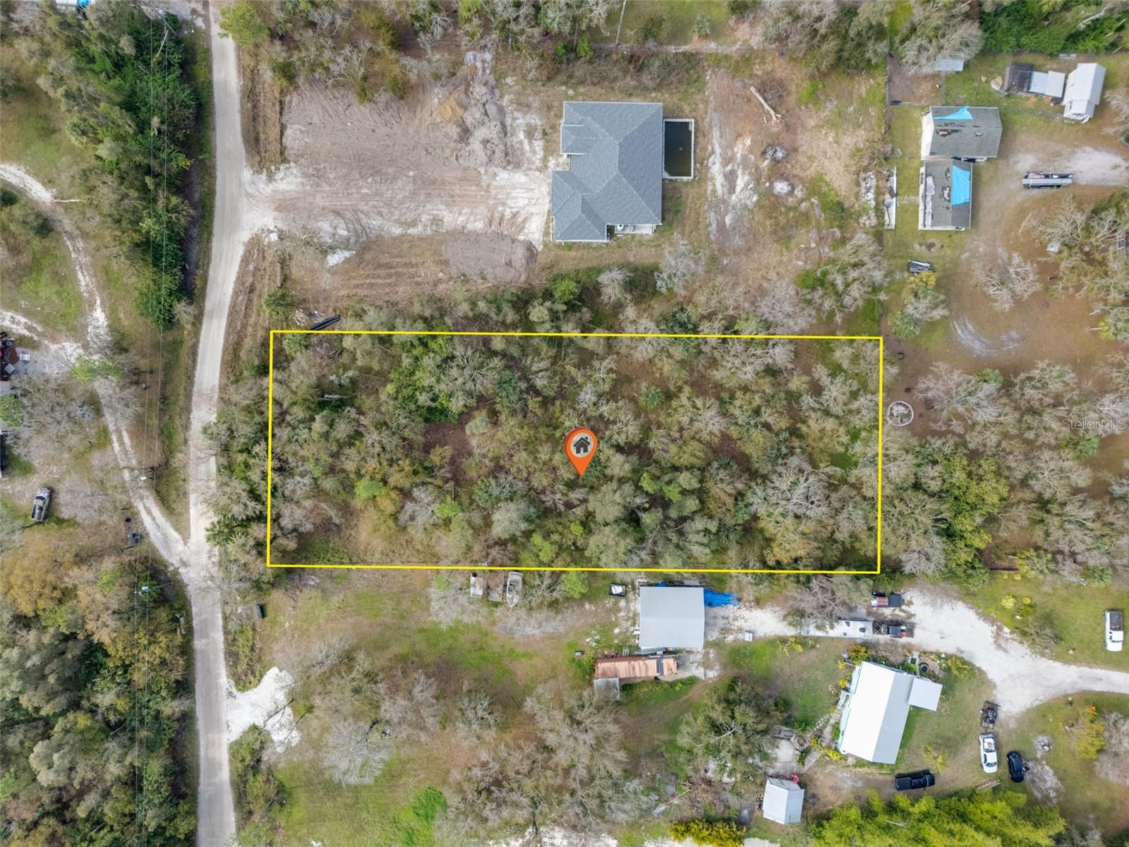 11851 PINE AVE, FORT MYERS, FL, 33905