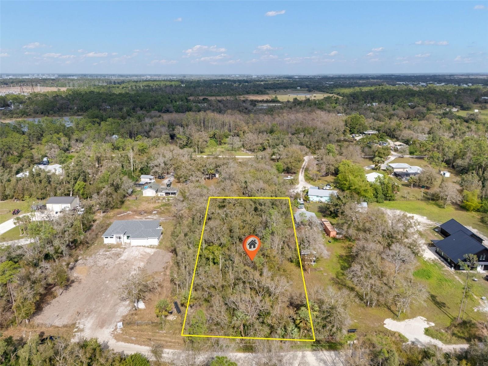 11851 PINE AVE, FORT MYERS, FL, 33905