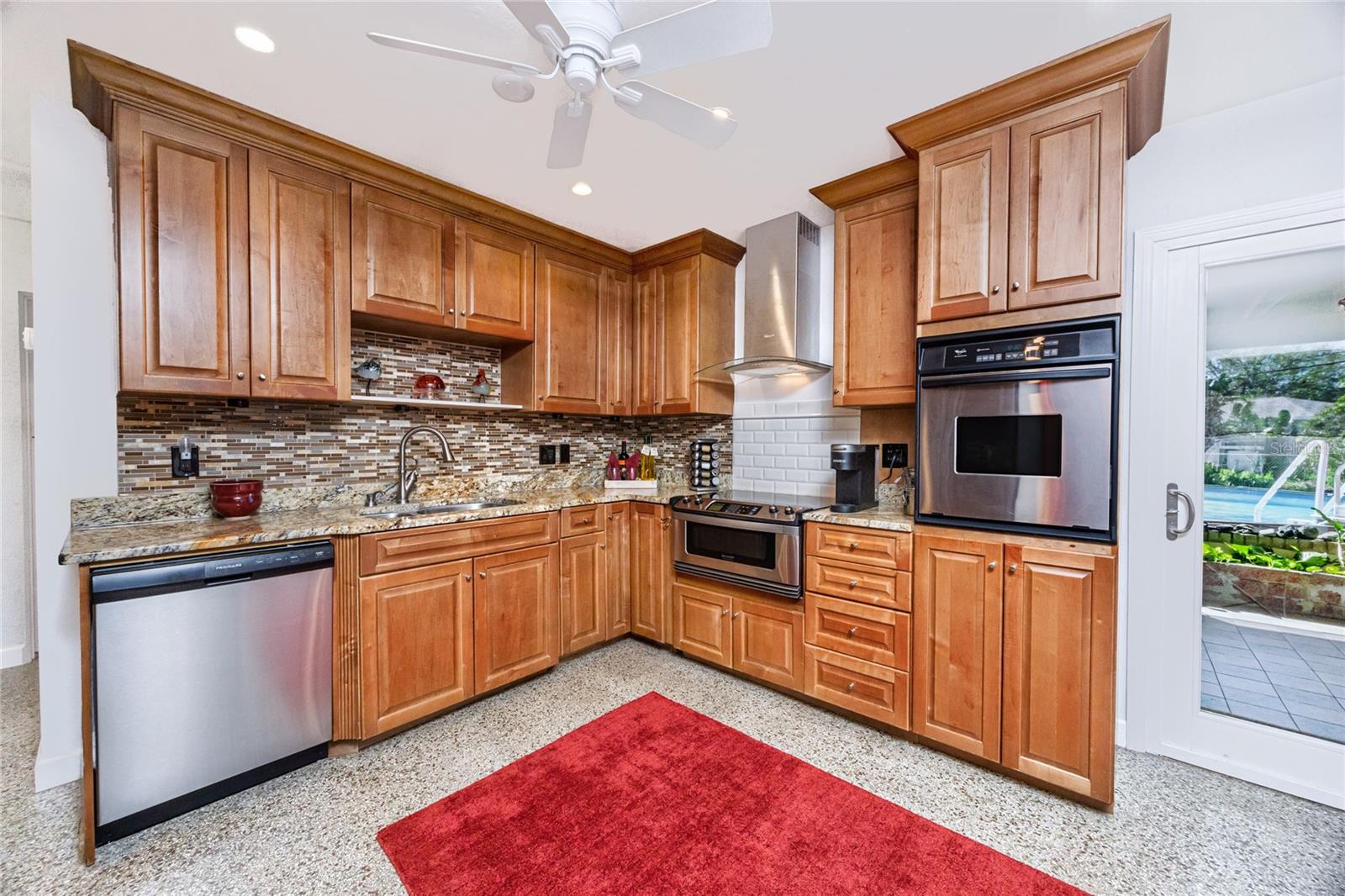 6226 HAMPTON CT N, ST PETERSBURG, FL, 33710