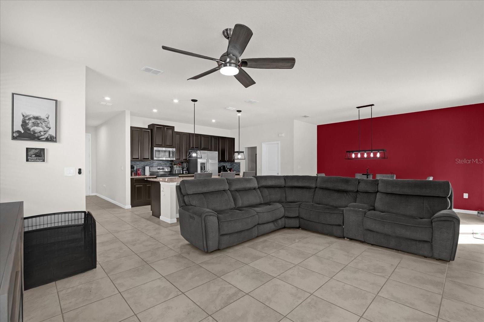 3046 SLOUGH CREEK DR, KISSIMMEE, FL, 34744