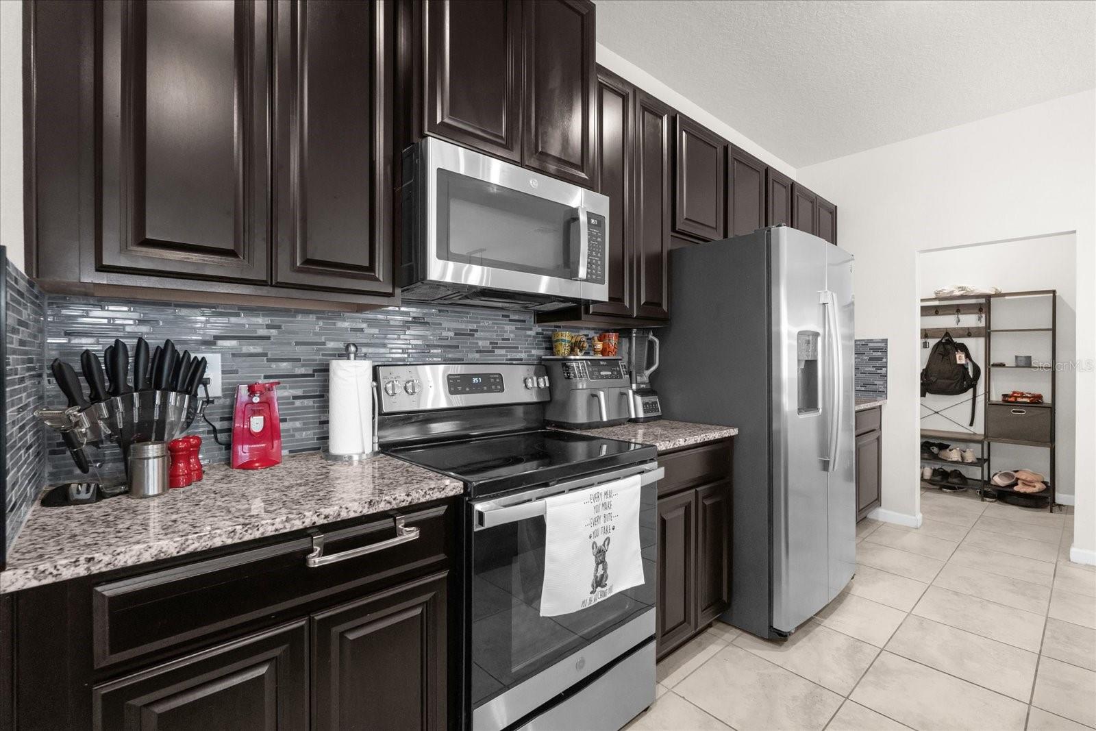 3046 SLOUGH CREEK DR, KISSIMMEE, FL, 34744