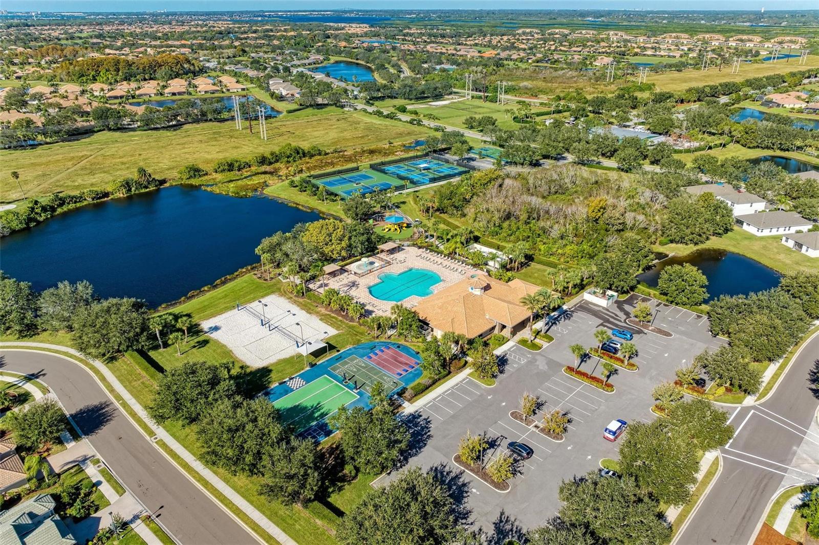 223 HERITAGE ISLES WAY, BRADENTON, FL, 34212
