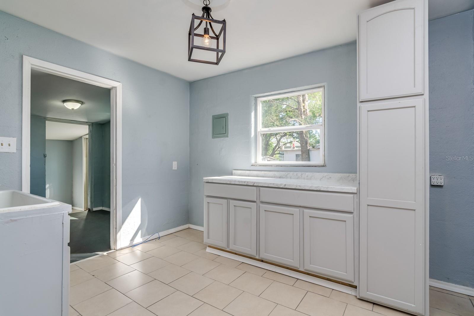 5702 8TH ST, ZEPHYRHILLS, FL, 33542