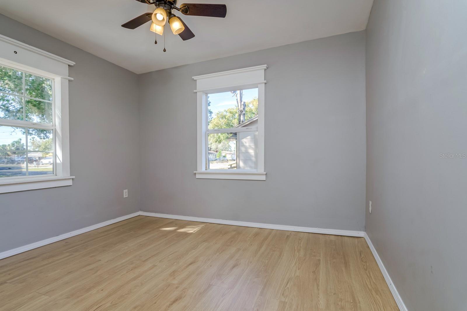 5702 8TH ST, ZEPHYRHILLS, FL, 33542