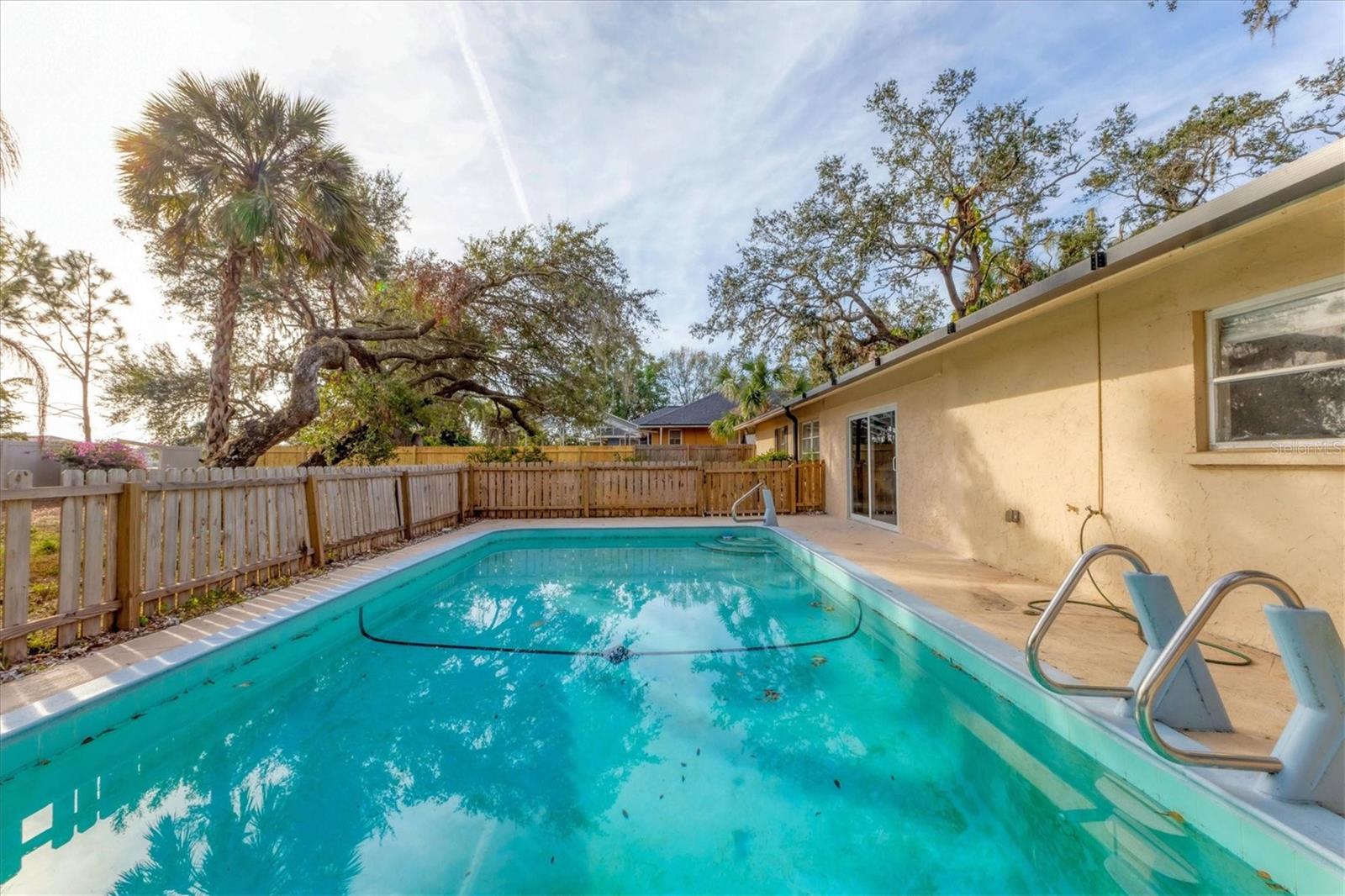 1947 W LEEWYNN DR, SARASOTA, FL, 34240
