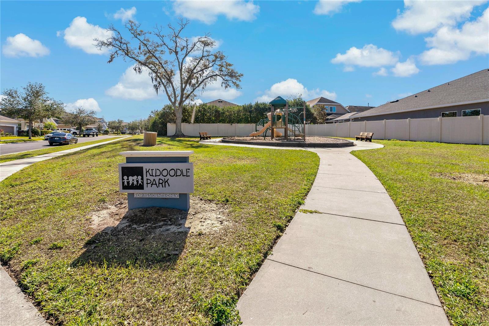1317 LOREA LN, BRANDON, FL, 33511