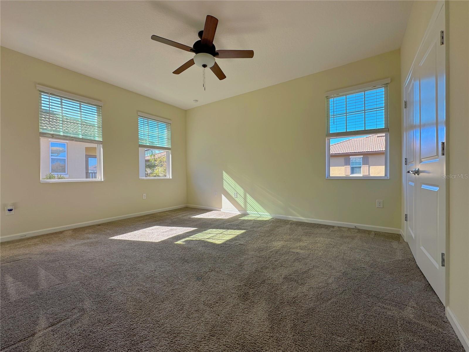 1312 SHINNECOCK HILLS DR, DAVENPORT, FL, 33896