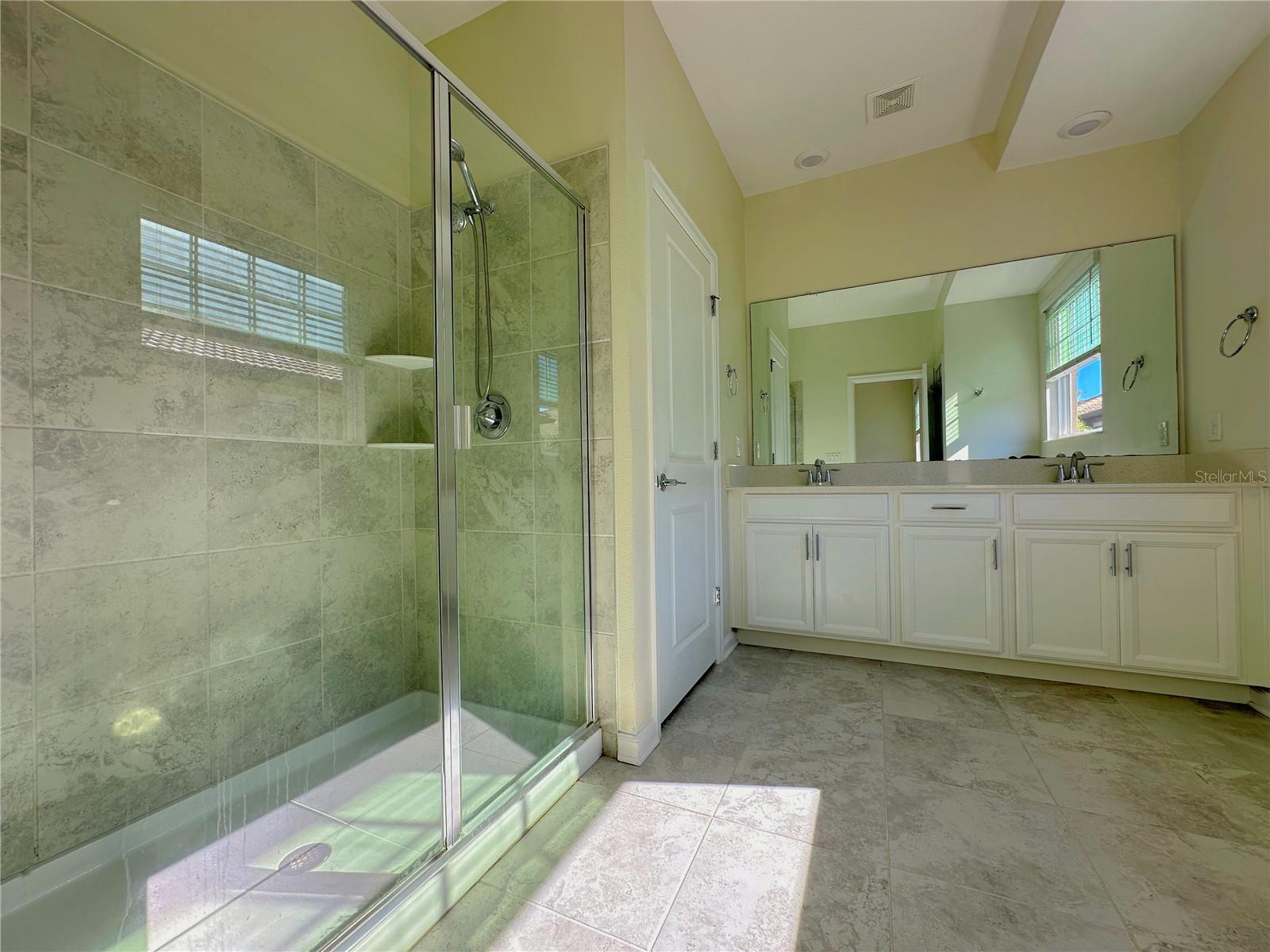 1312 SHINNECOCK HILLS DR, DAVENPORT, FL, 33896