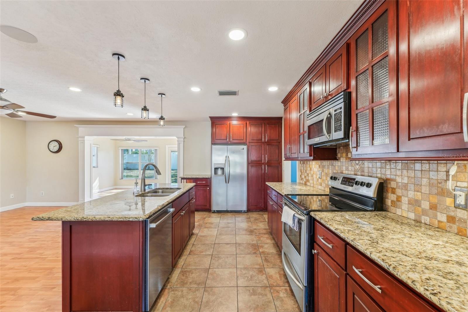 13214 MORAN DR, TAMPA, FL, 33618