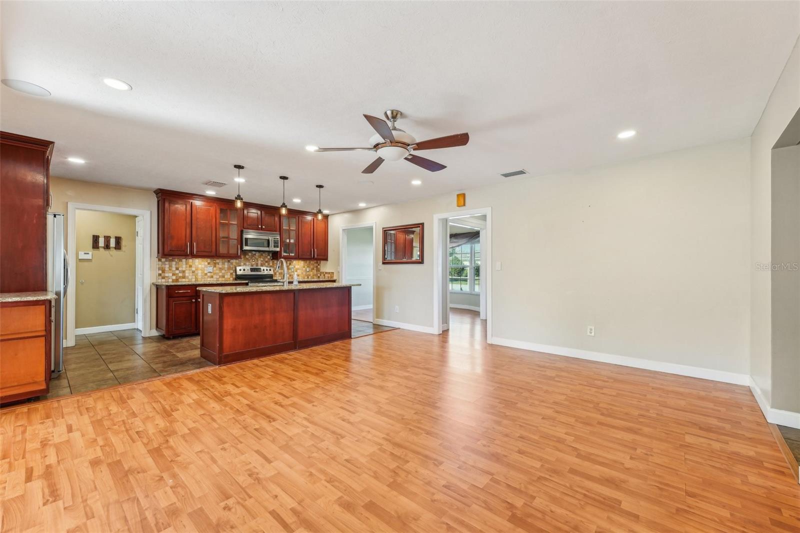13214 MORAN DR, TAMPA, FL, 33618