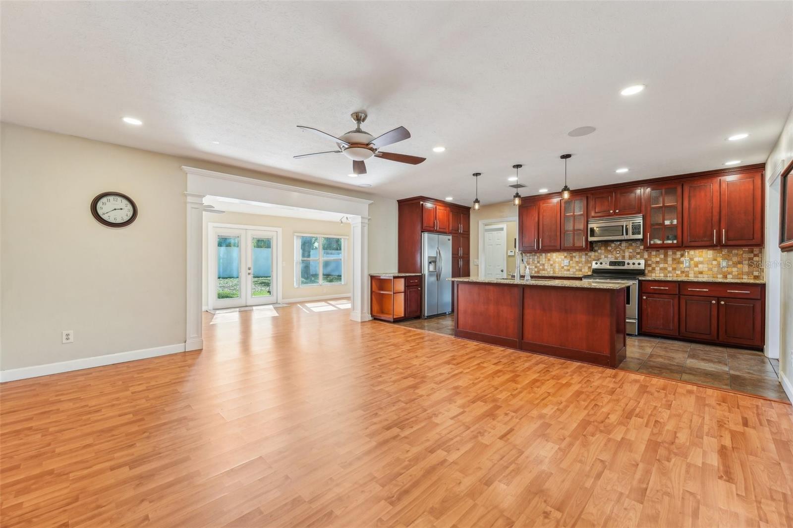 13214 MORAN DR, TAMPA, FL, 33618