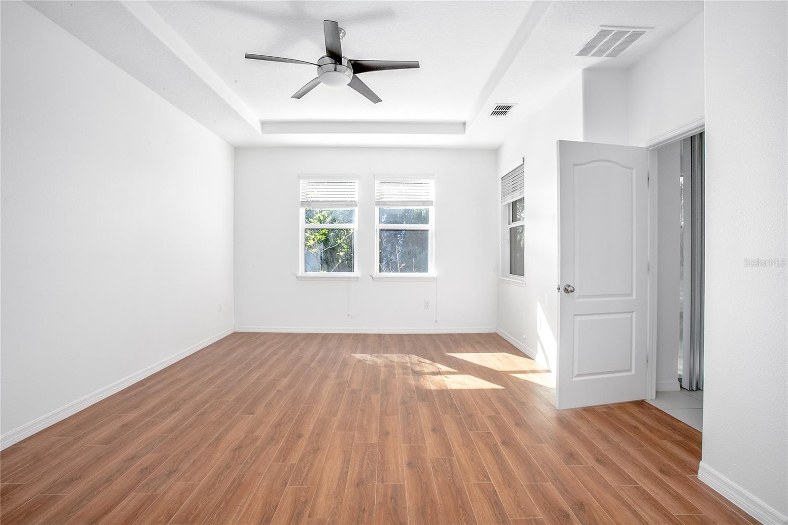 555 MORGAN WOOD DR, DELAND, FL, 32724