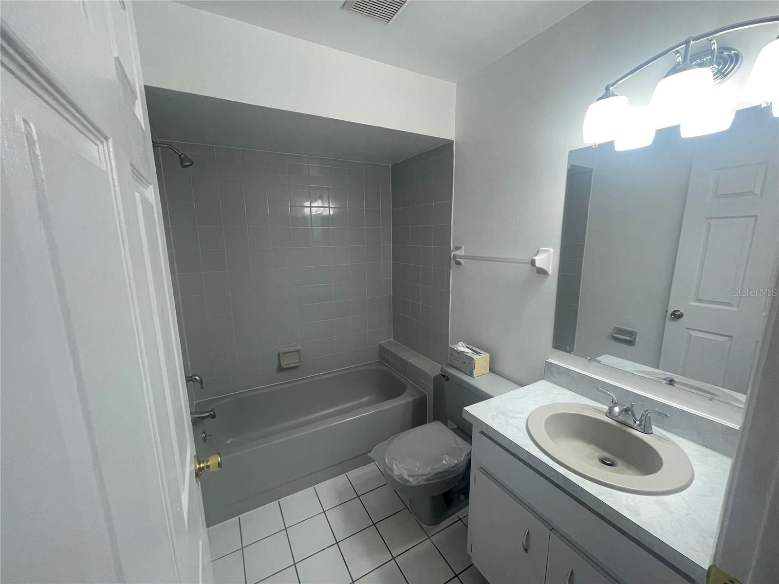 113 W 1ST ST, DEBARY, FL, 32713