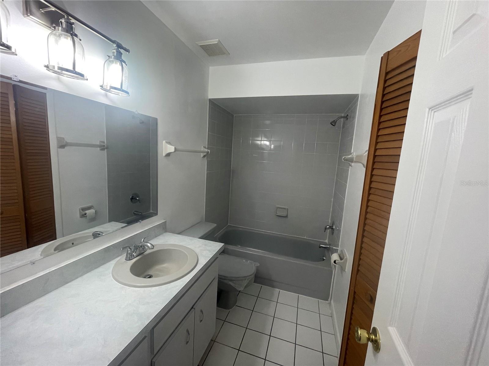 113 W 1ST ST, DEBARY, FL, 32713