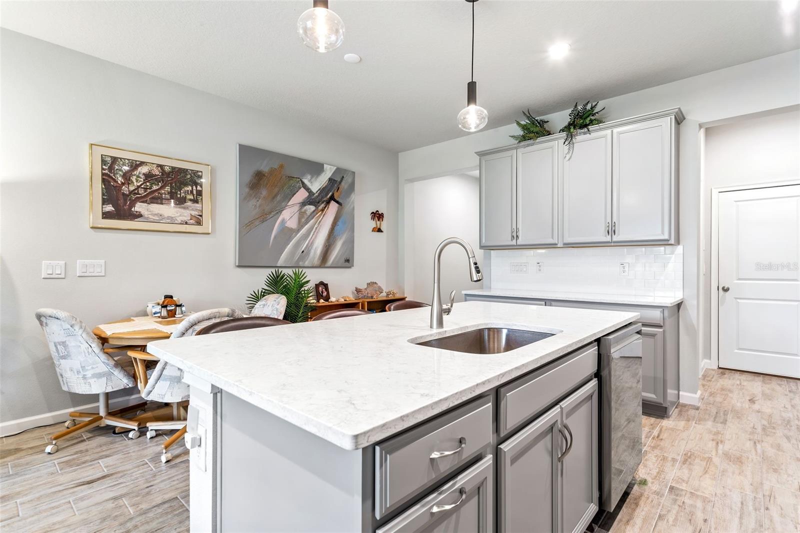 8321 WILDFLOWER GLEN AVE, ODESSA, FL, 33556