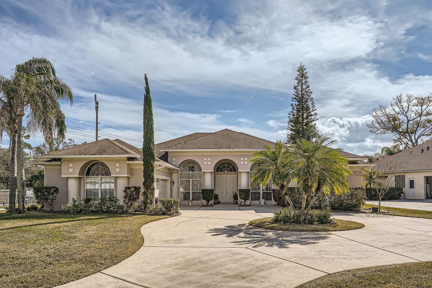 8702 BRISTOL PARK DR, ORLANDO, FL, 32836