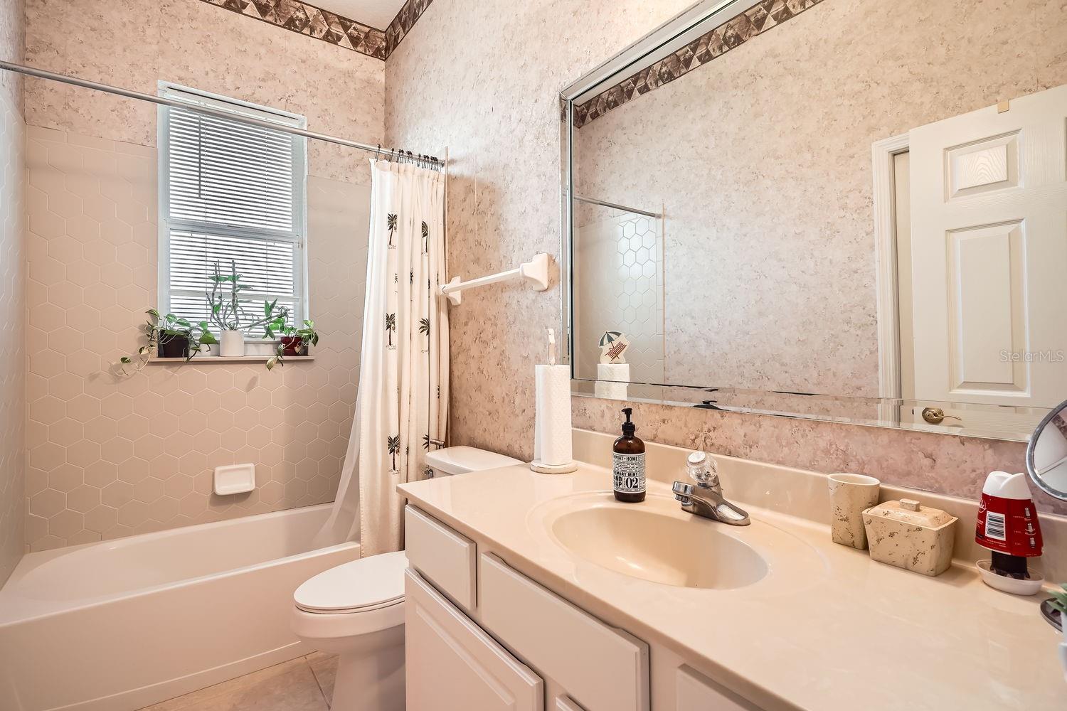 8702 BRISTOL PARK DR, ORLANDO, FL, 32836