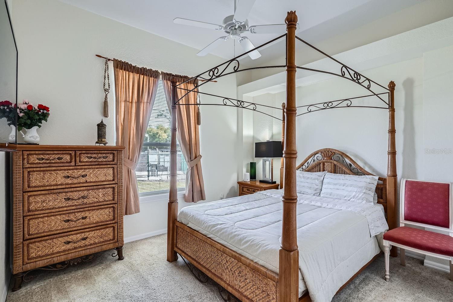 8702 BRISTOL PARK DR, ORLANDO, FL, 32836