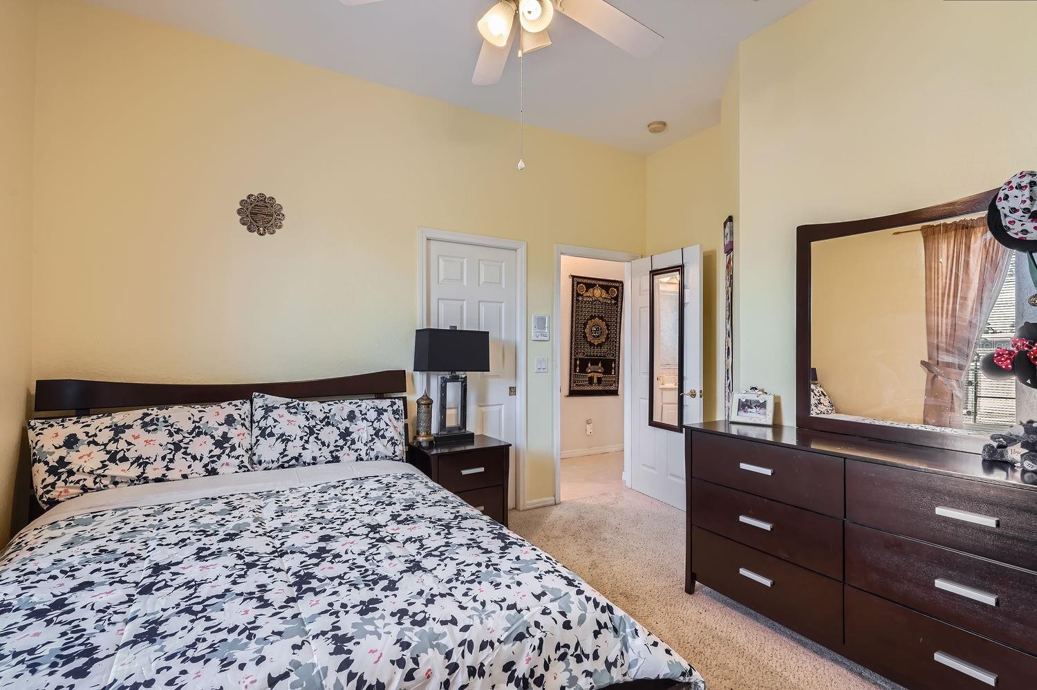 8702 BRISTOL PARK DR, ORLANDO, FL, 32836