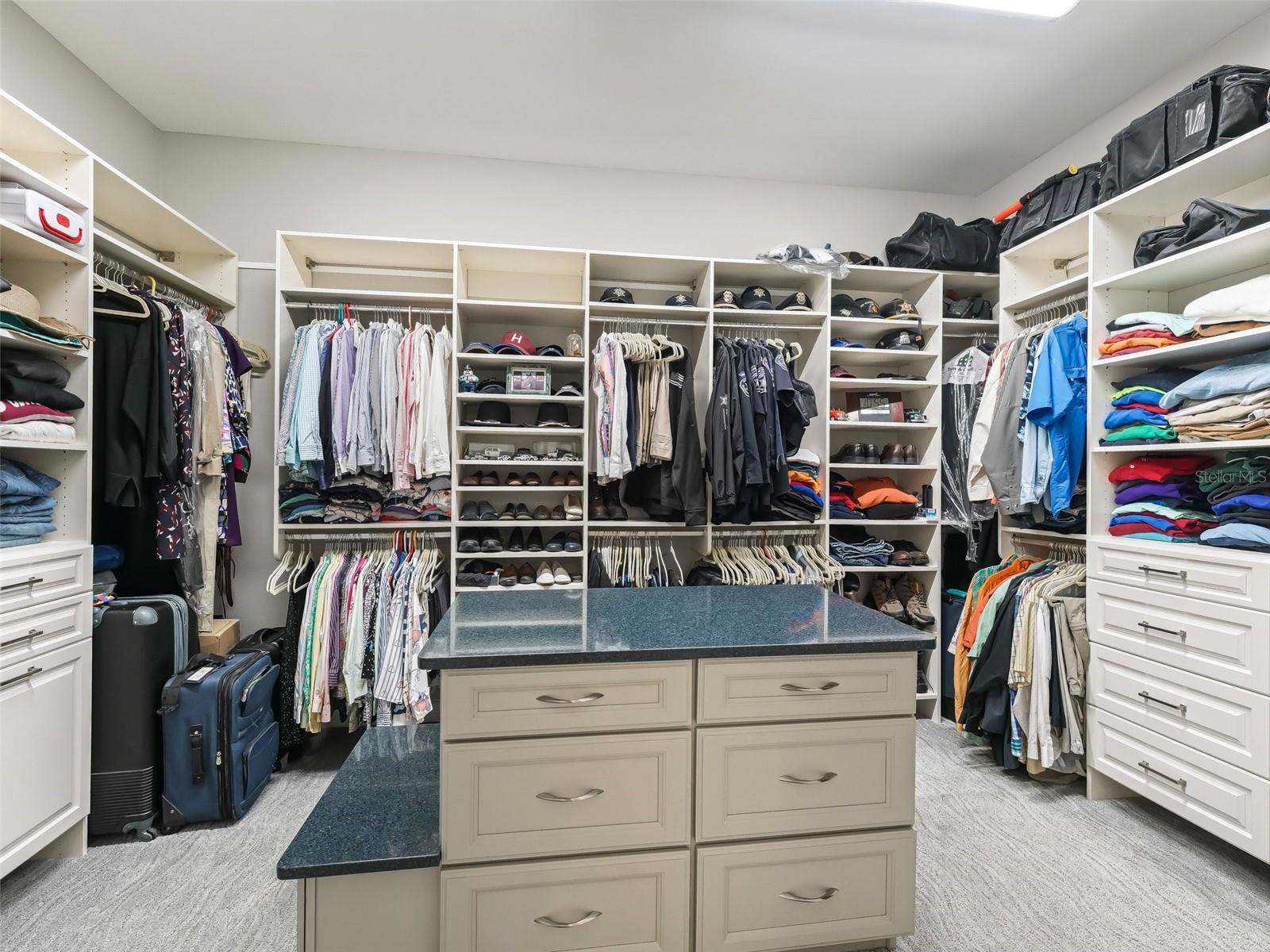 19351 E LEVY ST, WILLISTON, FL, 32696