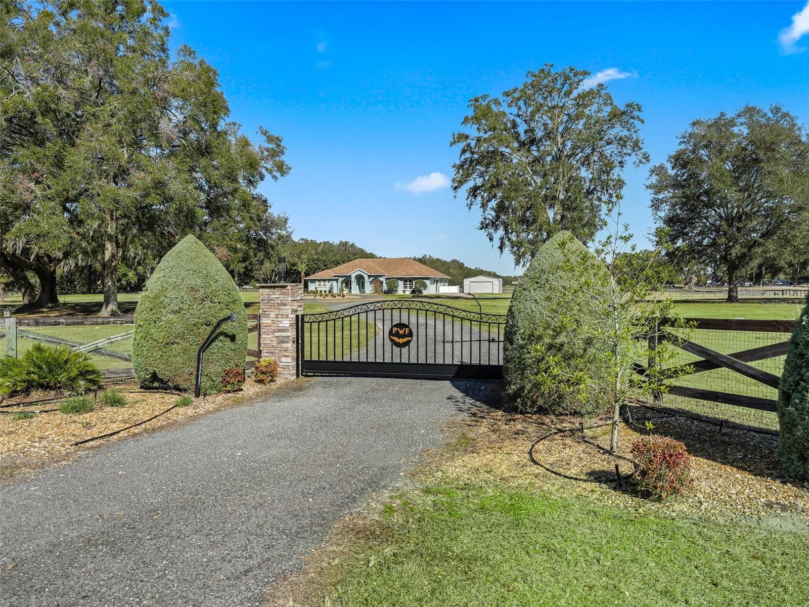 19351 E LEVY ST, WILLISTON, FL, 32696