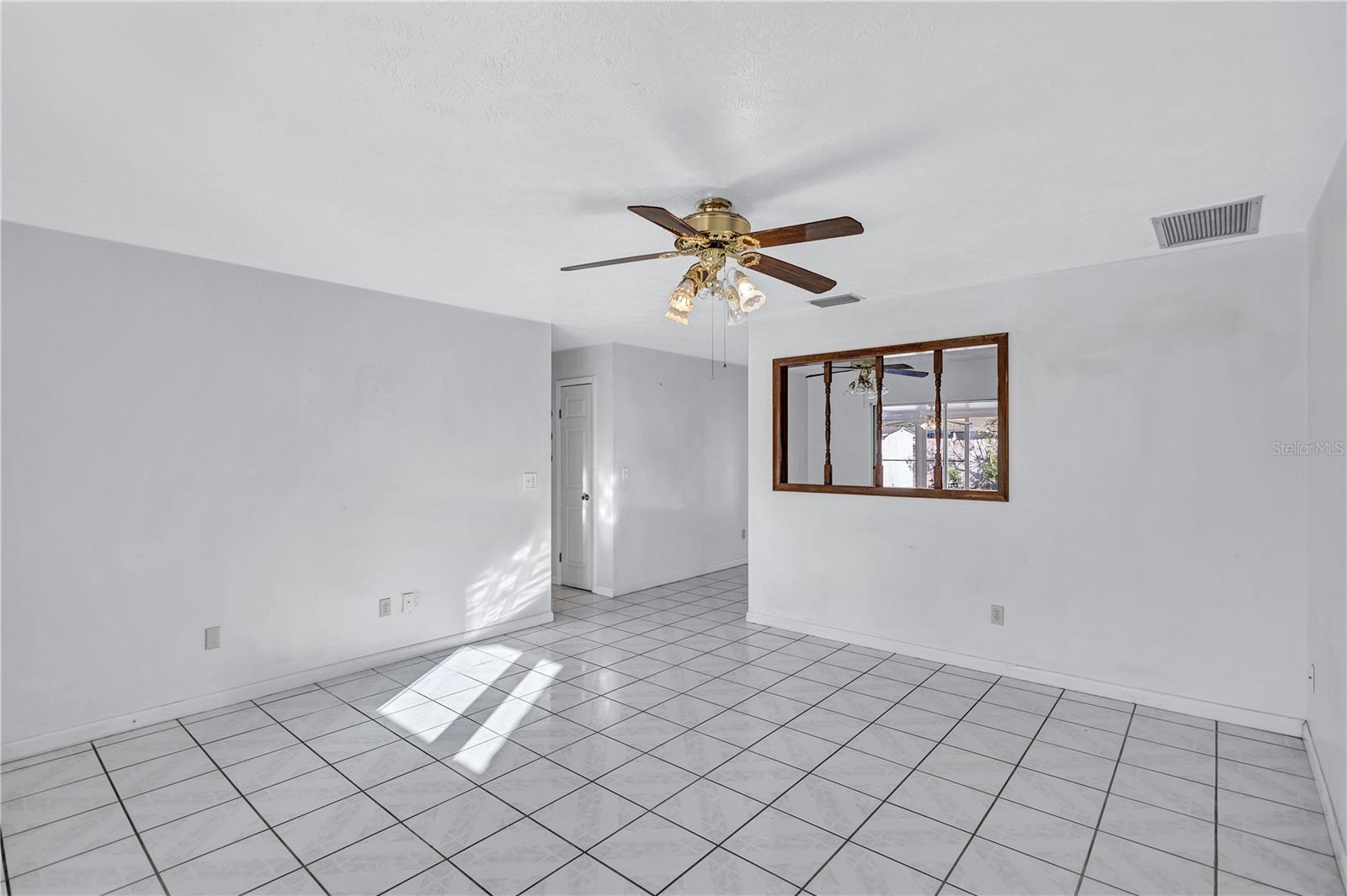 4011 ORANGE ST, SEFFNER, FL, 33584