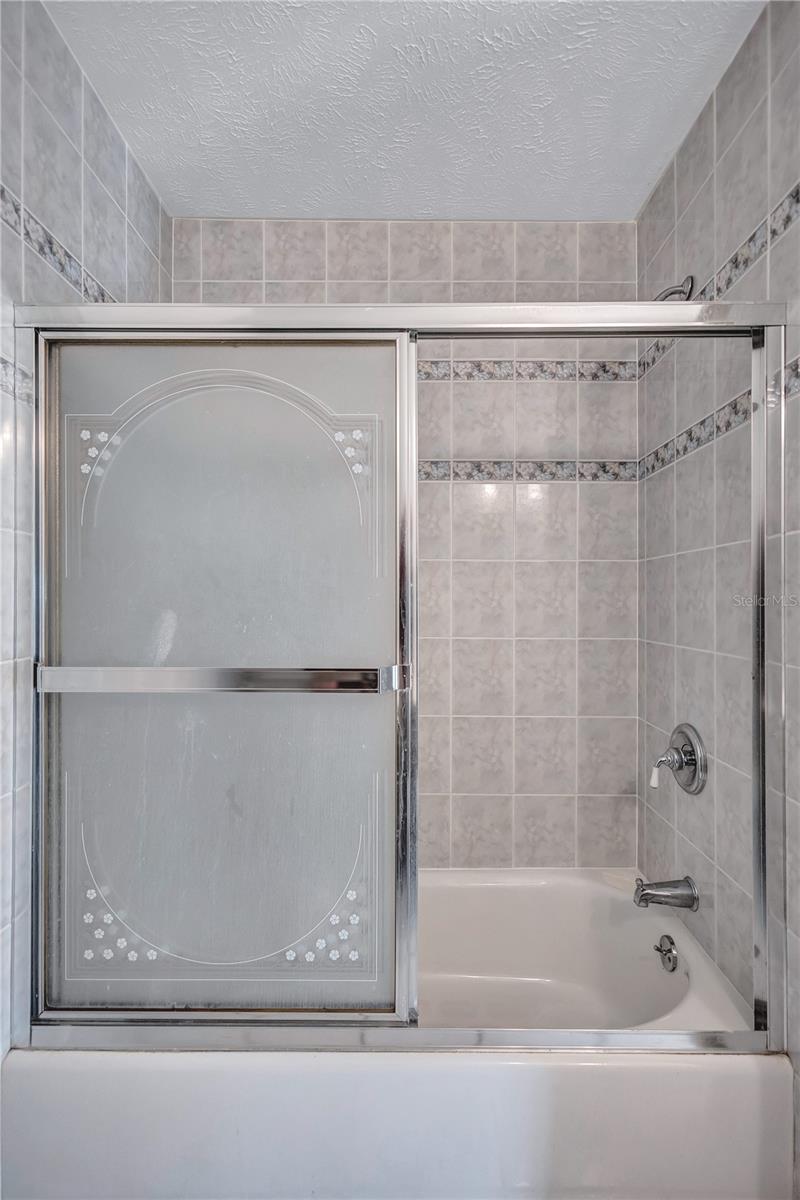 4011 ORANGE ST, SEFFNER, FL, 33584