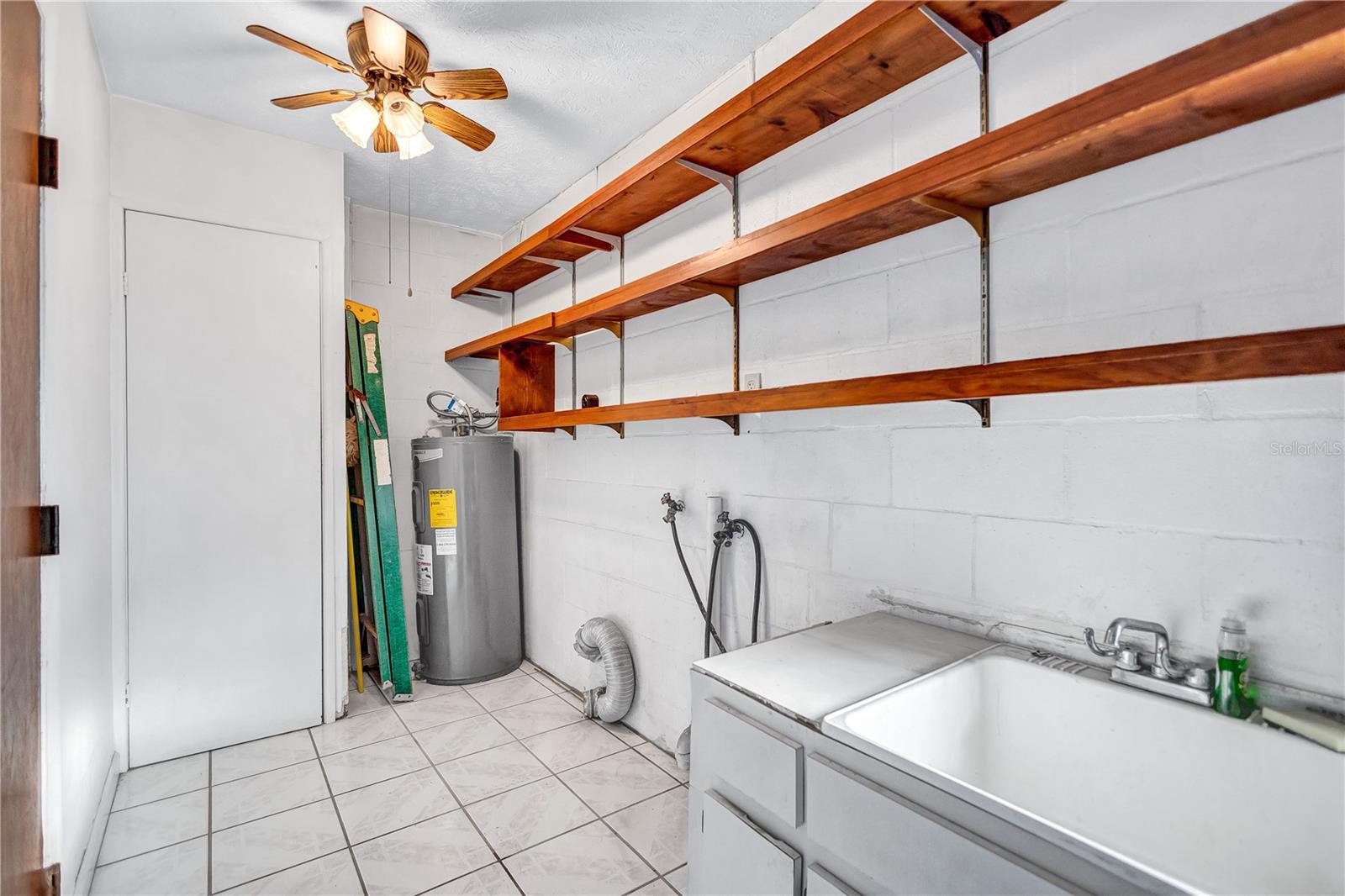 4011 ORANGE ST, SEFFNER, FL, 33584