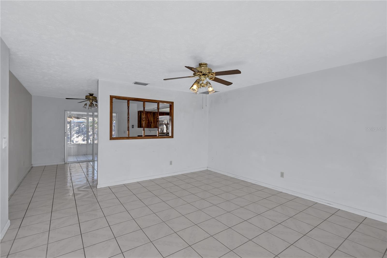 4011 ORANGE ST, SEFFNER, FL, 33584